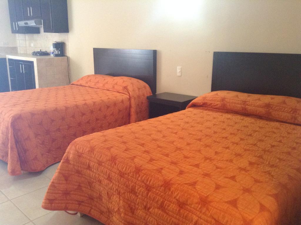 Los Jitos Hotel & Suites San Carlos Nuevo Guaymas Rom bilde